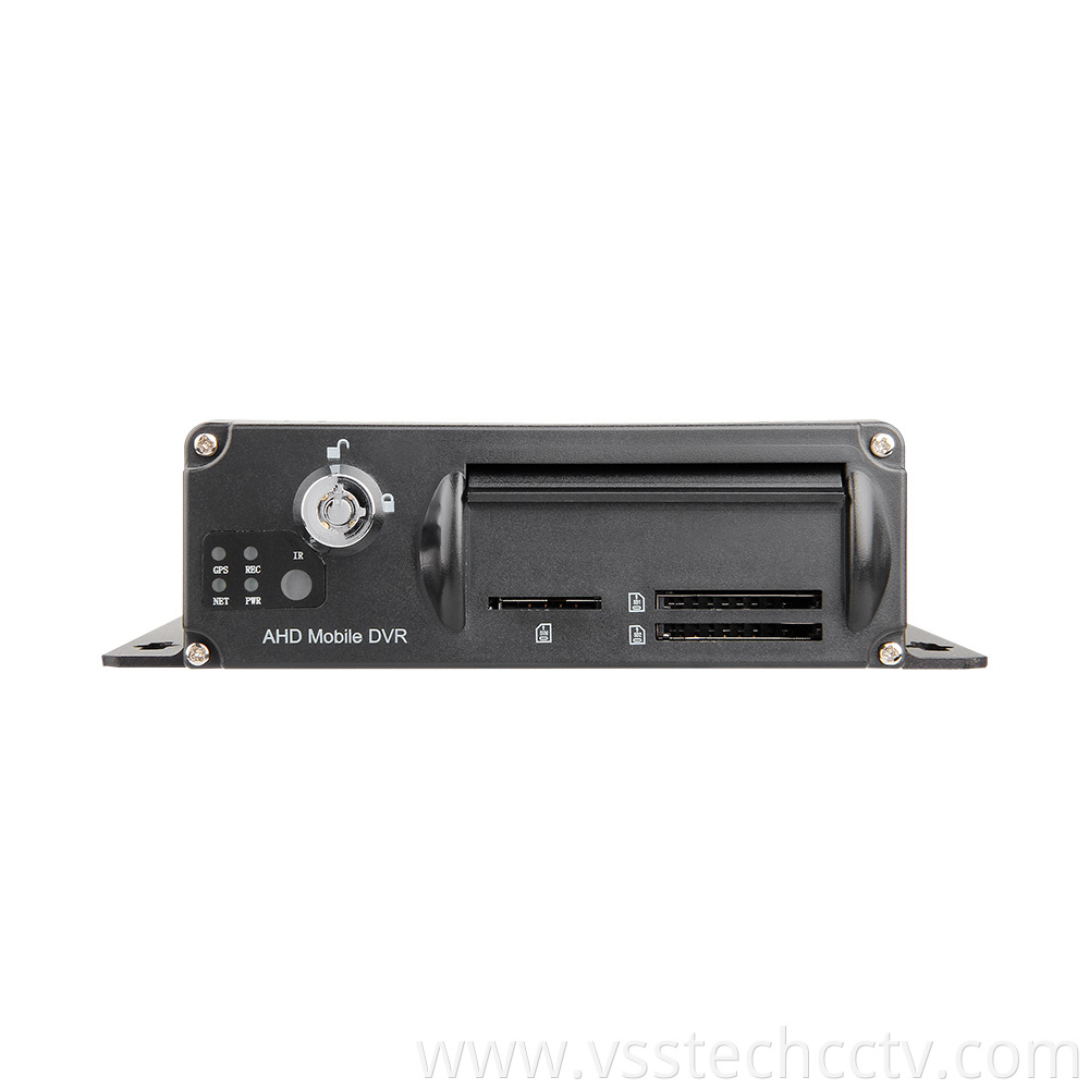 4 Channel SD Card Mobile DVR